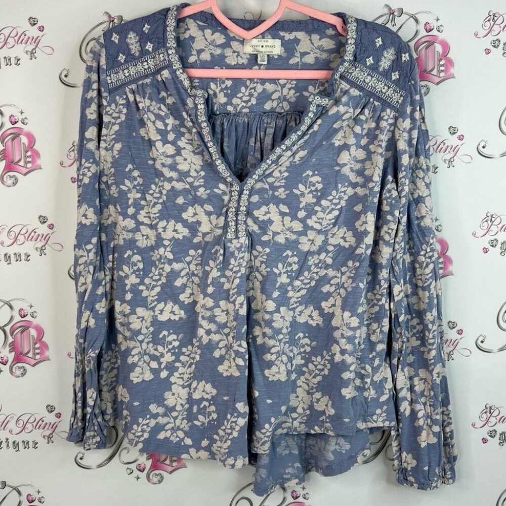 Lucky Brand long sleeve shirt Blue cream white Floral Blouse flowers embroidered